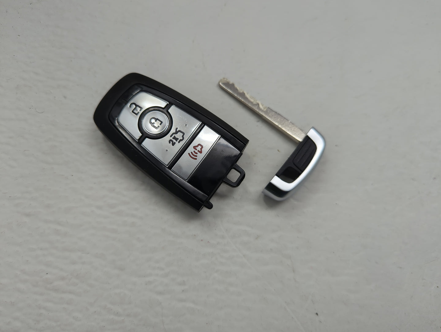 Ford Keyless Entry Remote Fob M3N-A2C931423 HS7T-15K601-AE1 4 buttons - Oemusedautoparts1.com