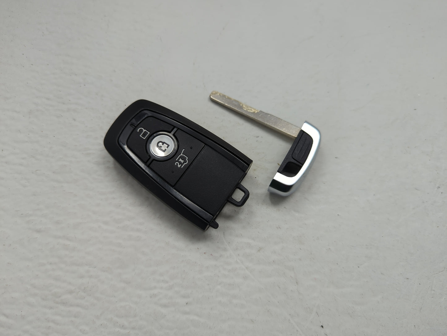 Ford Keyless Entry Remote Fob JL1T-15K601-DC 3 buttons - Oemusedautoparts1.com