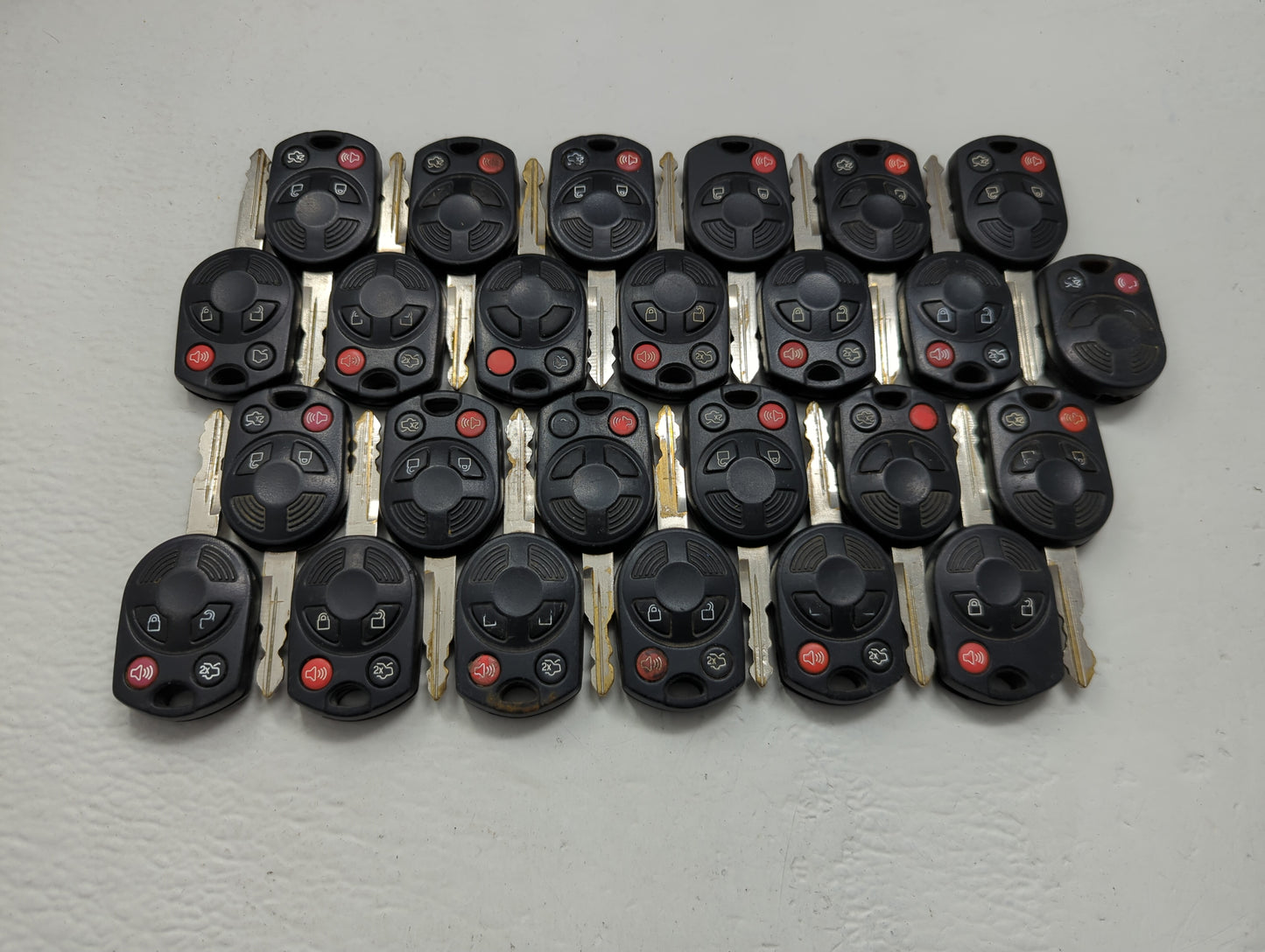 Lot of 25 Ford Keyless Entry Remote Fob OUCD6000022 | CWTWB1U722 MIXED - Oemusedautoparts1.com