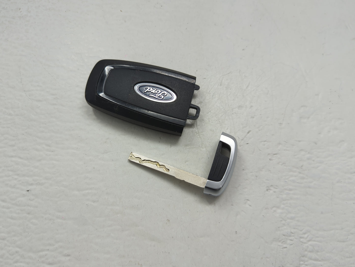 Ford Keyless Entry Remote Fob M3N-A2C931423 JL1T-15K601-AC1 4 buttons - Oemusedautoparts1.com