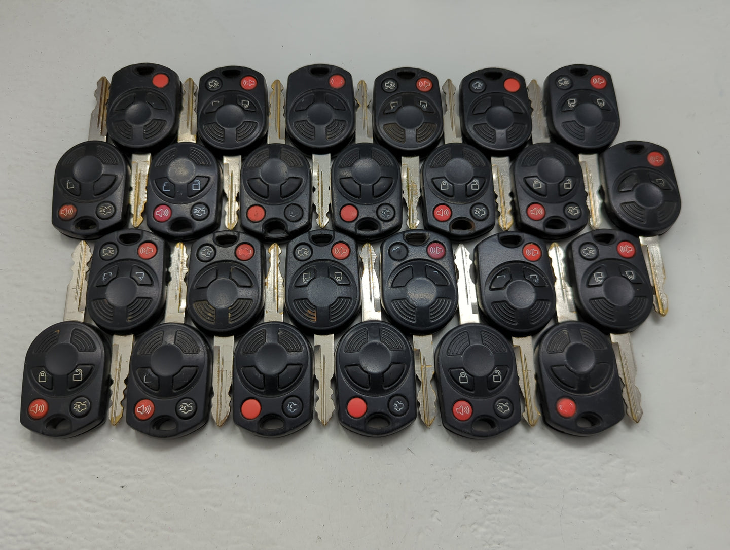 Lot of 25 Ford Keyless Entry Remote Fob OUCD6000022 | CWTWB1U722 MIXED - Oemusedautoparts1.com
