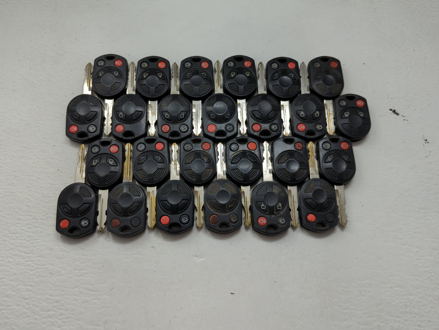 Lot of 25 Ford Keyless Entry Remote Fob MIXED FCC IDS MIXED PART NUMBERS 1476441 - Oemusedautoparts1.com
