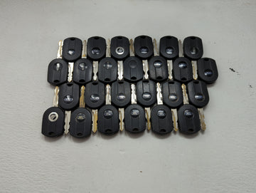 Lot of 25 Ford Keyless Entry Remote Fob MIXED FCC IDS MIXED PART NUMBERS 1476441