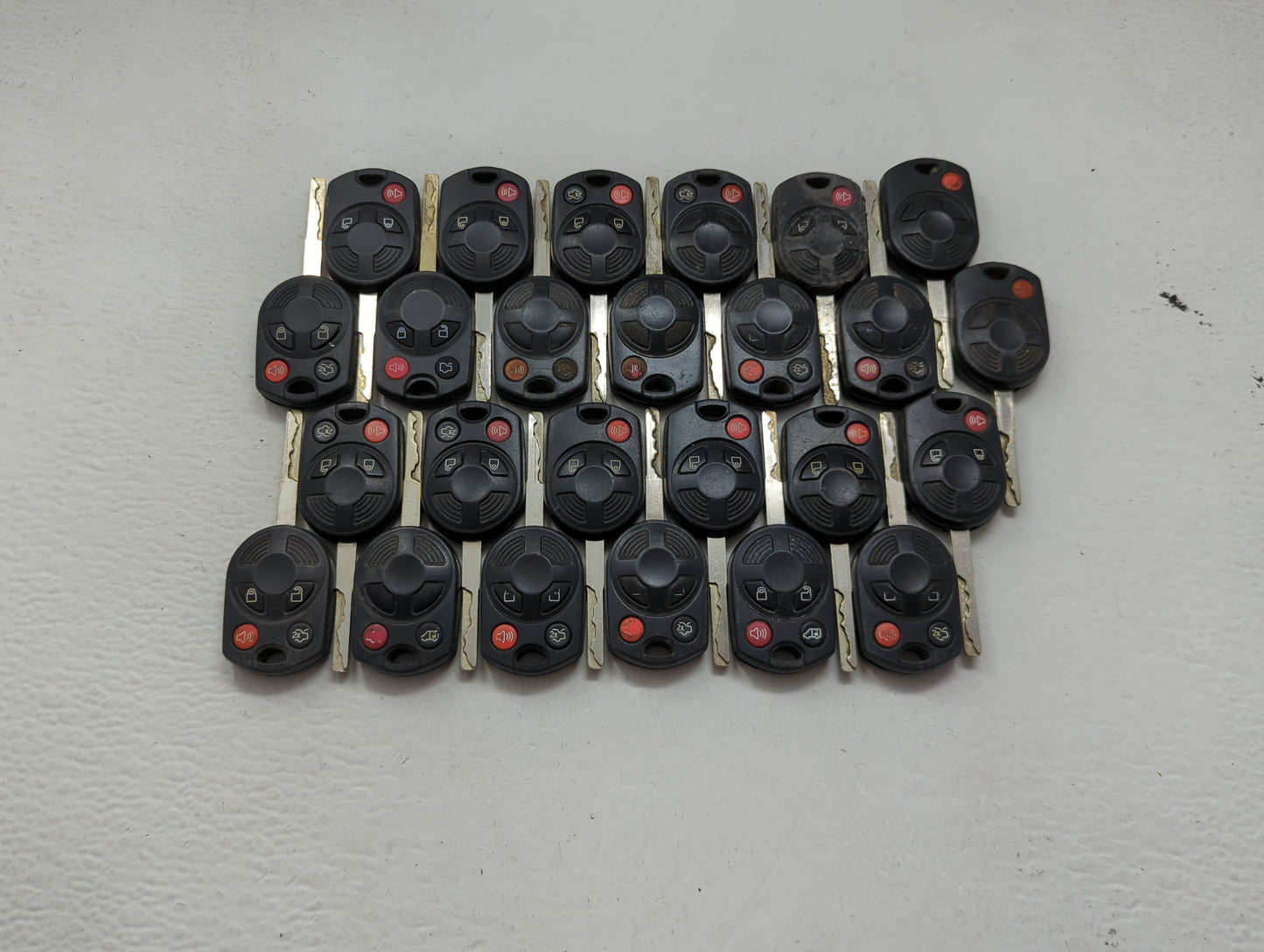 Lot of 25 Ford Keyless Entry Remote Fob MIXED FCC IDS 1476527 - Oemusedautoparts1.com