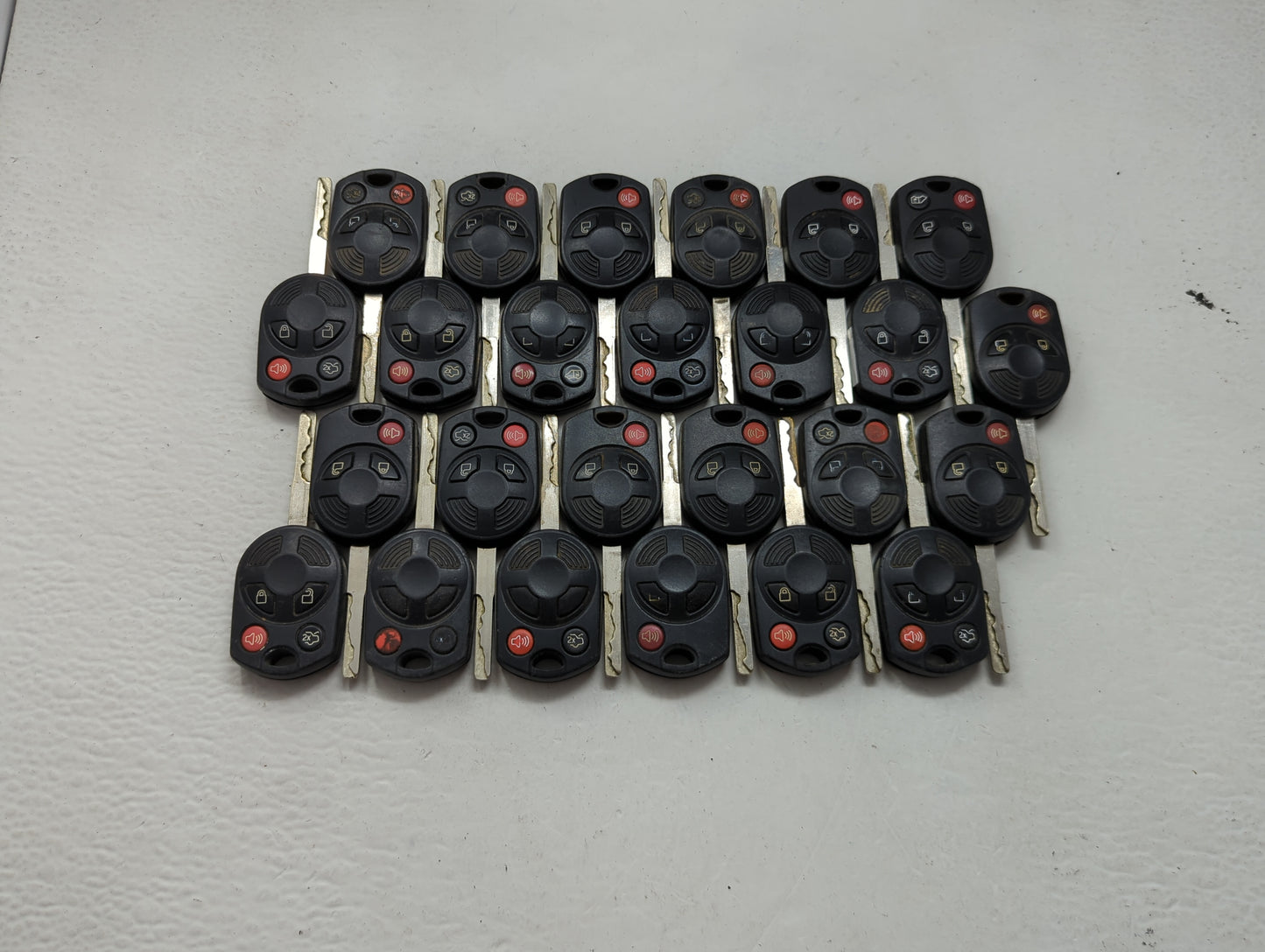 Lot of 25 Ford Keyless Entry Remote Fob MIXED FCC IDS 1476529 - Oemusedautoparts1.com