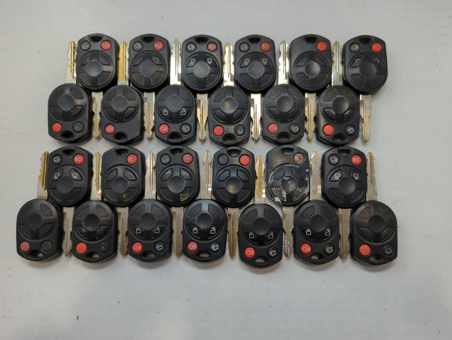 Lot of 25 Ford Keyless Entry Remote Fob MIXED FCC IDS MIXED PART NUMBERS - Oemusedautoparts1.com