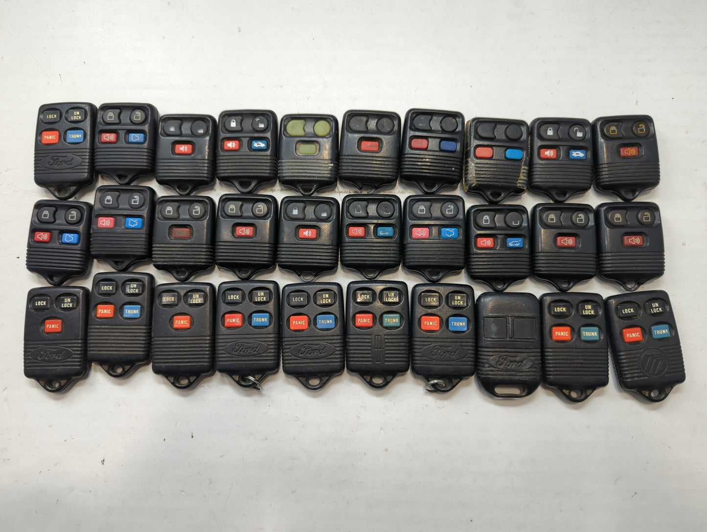 Lot of 30 Ford Keyless Entry Remote Fob MIXED FCC IDS MIXED PART NUMBERS - Oemusedautoparts1.com