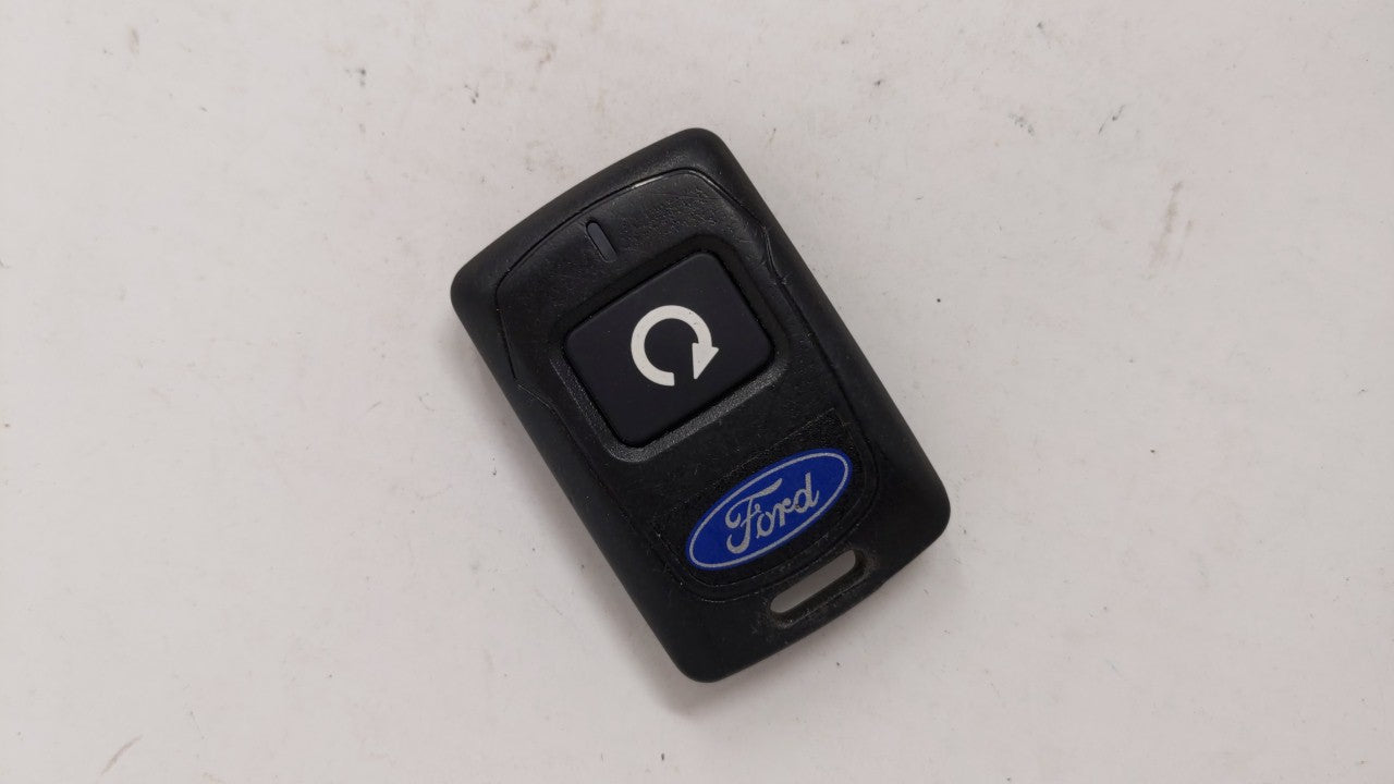 Ford Keyless Entry Remote Fob H5ot68 Js7j-15k601-Aa 1 Buttons - Oemusedautoparts1.com