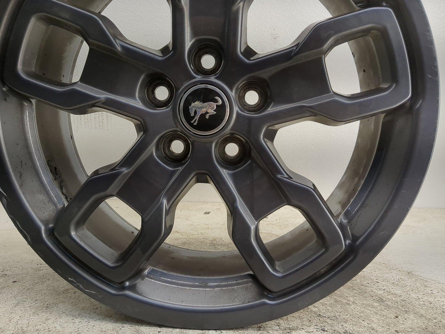 Ford Bronco Oem Wheel Rim 1293104 - Oemusedautoparts1.com