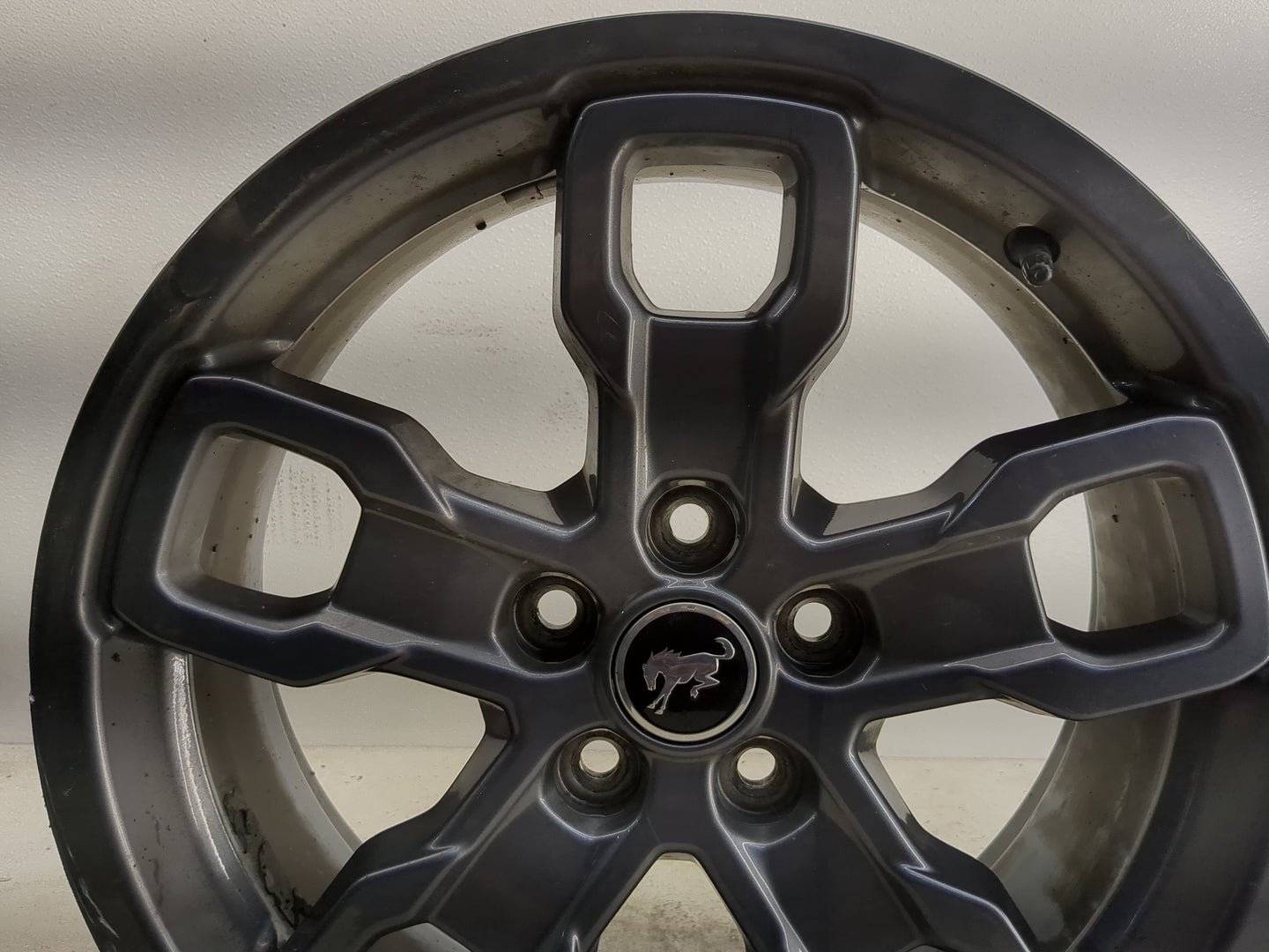 Ford Bronco Oem Wheel Rim 1293104 - Oemusedautoparts1.com