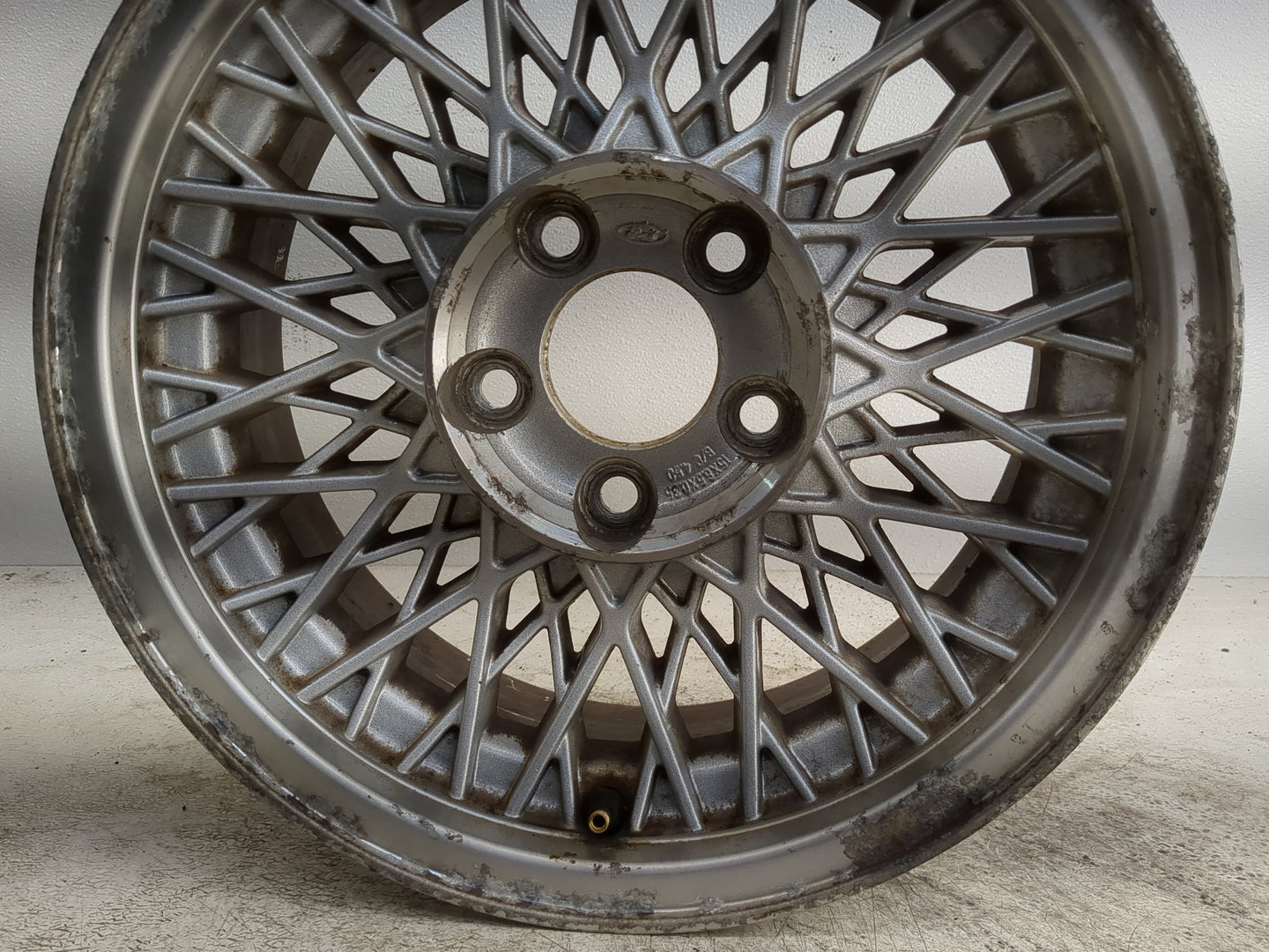 1995-1996 Ford Crown Victoria Oem Wheel Rim - Oemusedautoparts1.com