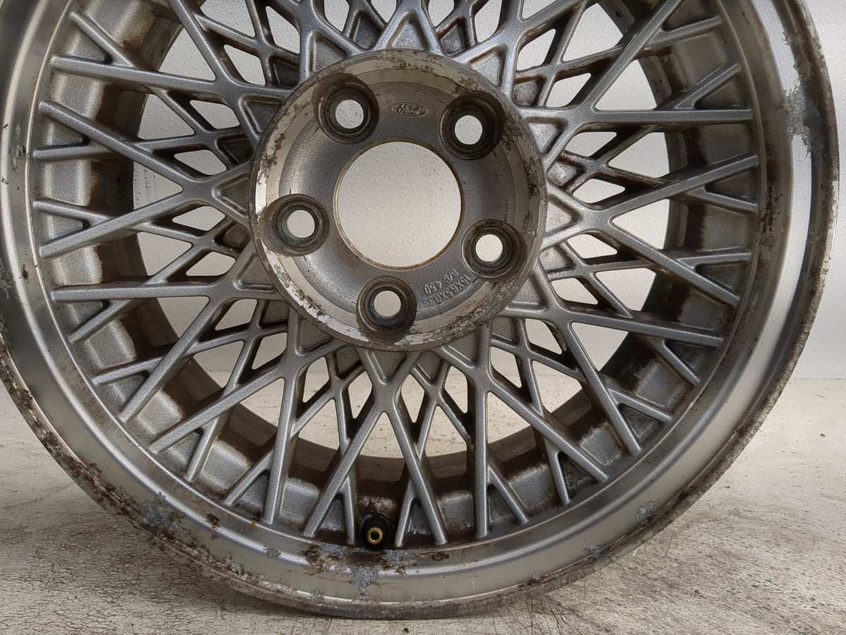 1995-1996 Ford Crown Victoria Oem Wheel Rim 1280498 - Oemusedautoparts1.com