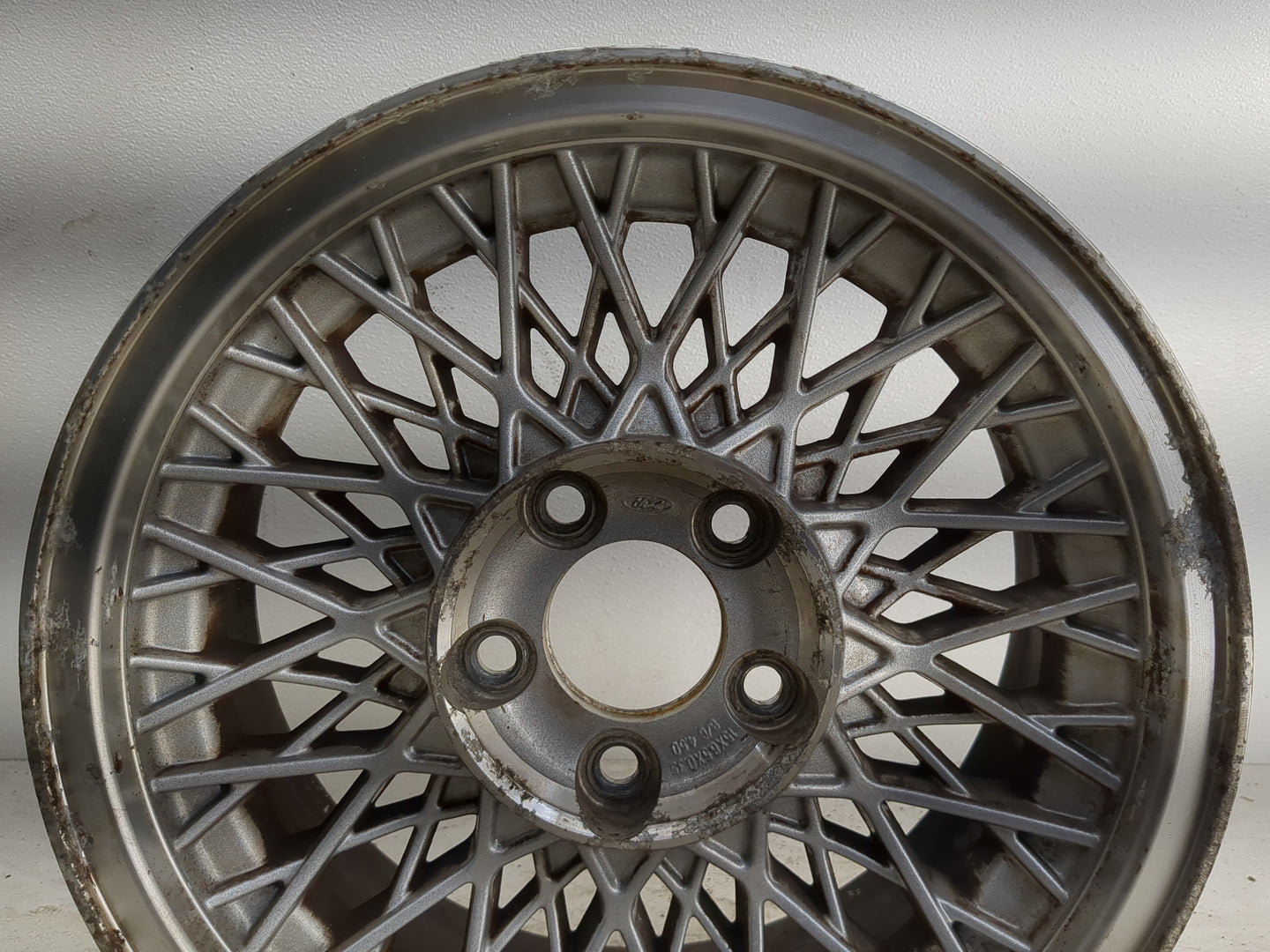 1995-1996 Ford Crown Victoria Oem Wheel Rim 1280498 - Oemusedautoparts1.com