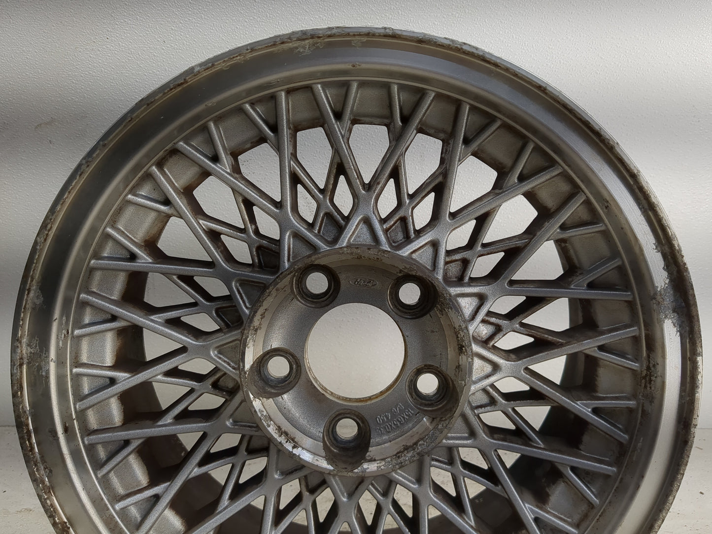 1995-1996 Ford Crown Victoria Oem Wheel Rim 1280498 - Oemusedautoparts1.com
