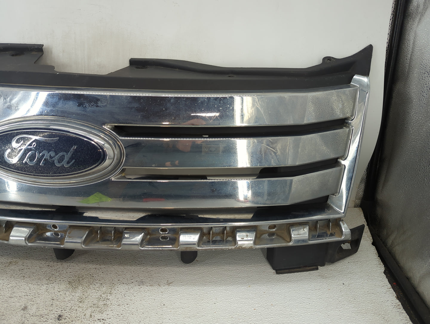 2007-2010 Ford Edge Front Bumper Grille Chrome - Oemusedautoparts1.com