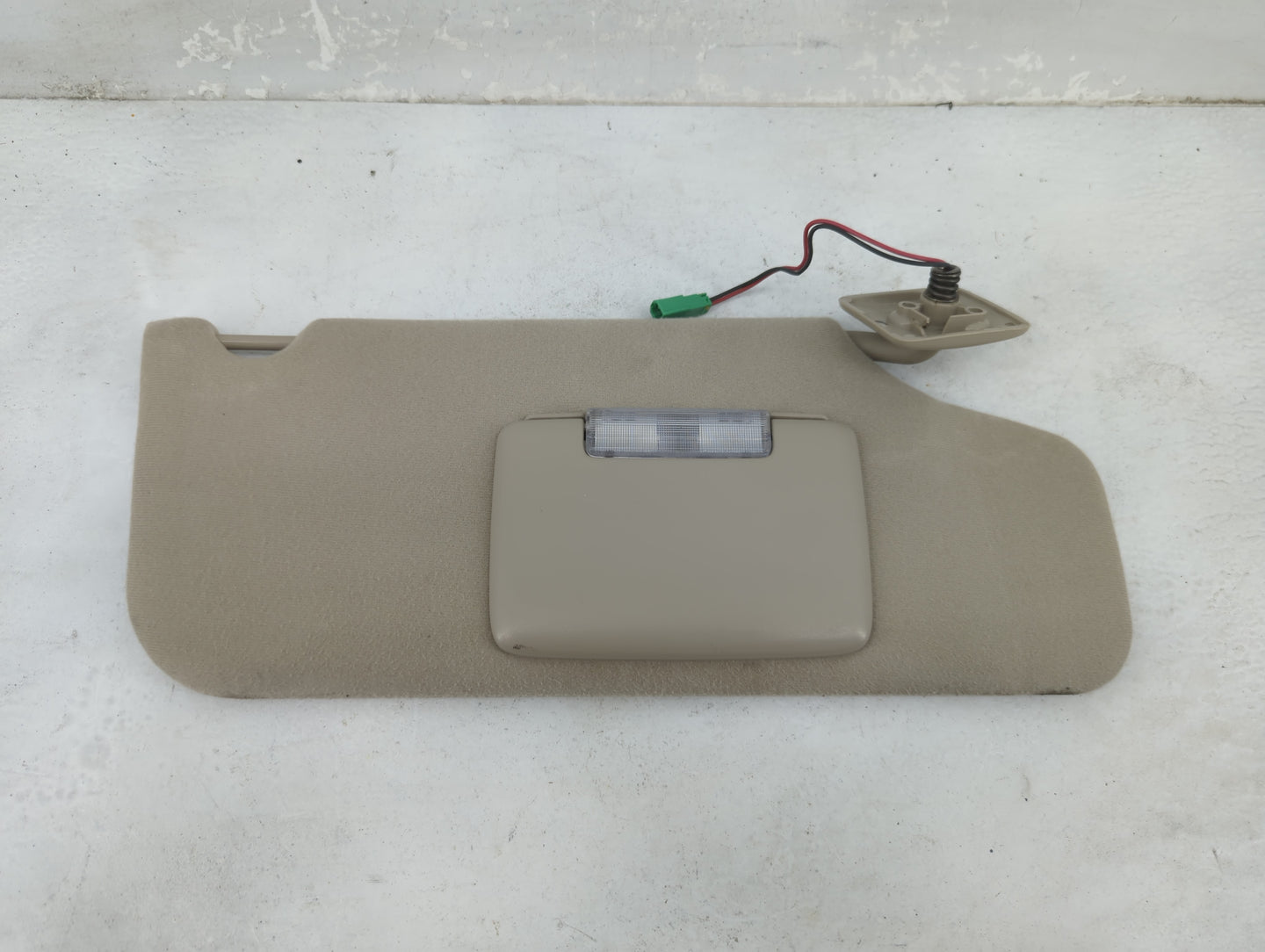 2007-2010 Ford Edge Sun Visor Shade Replacement Driver Left Mirror Fits Fits 2007 2008 2009 2010 OEM Used Auto Parts - Oemus