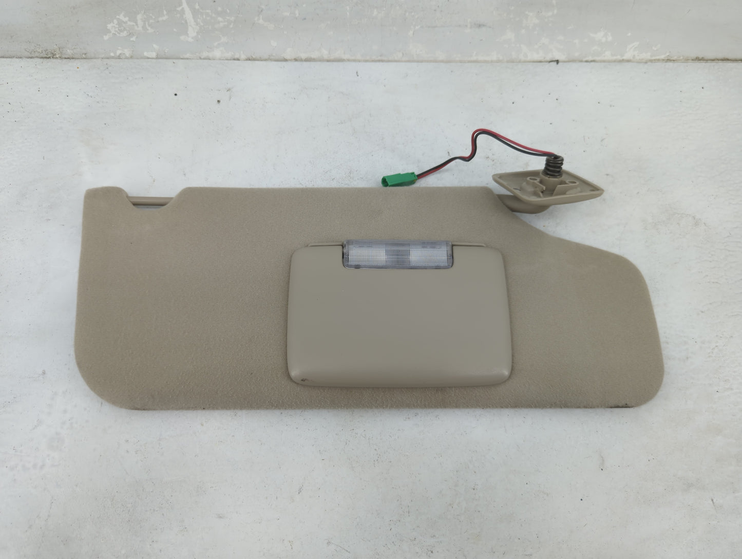 2007-2010 Ford Edge Sun Visor Shade Replacement Driver Left Mirror Fits Fits 2007 2008 2009 2010 OEM Used Auto Parts - Oemus