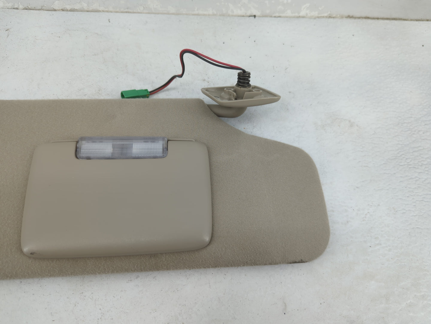 2007-2010 Ford Edge Sun Visor Shade Replacement Driver Left Mirror Fits Fits 2007 2008 2009 2010 OEM Used Auto Parts - Oemus