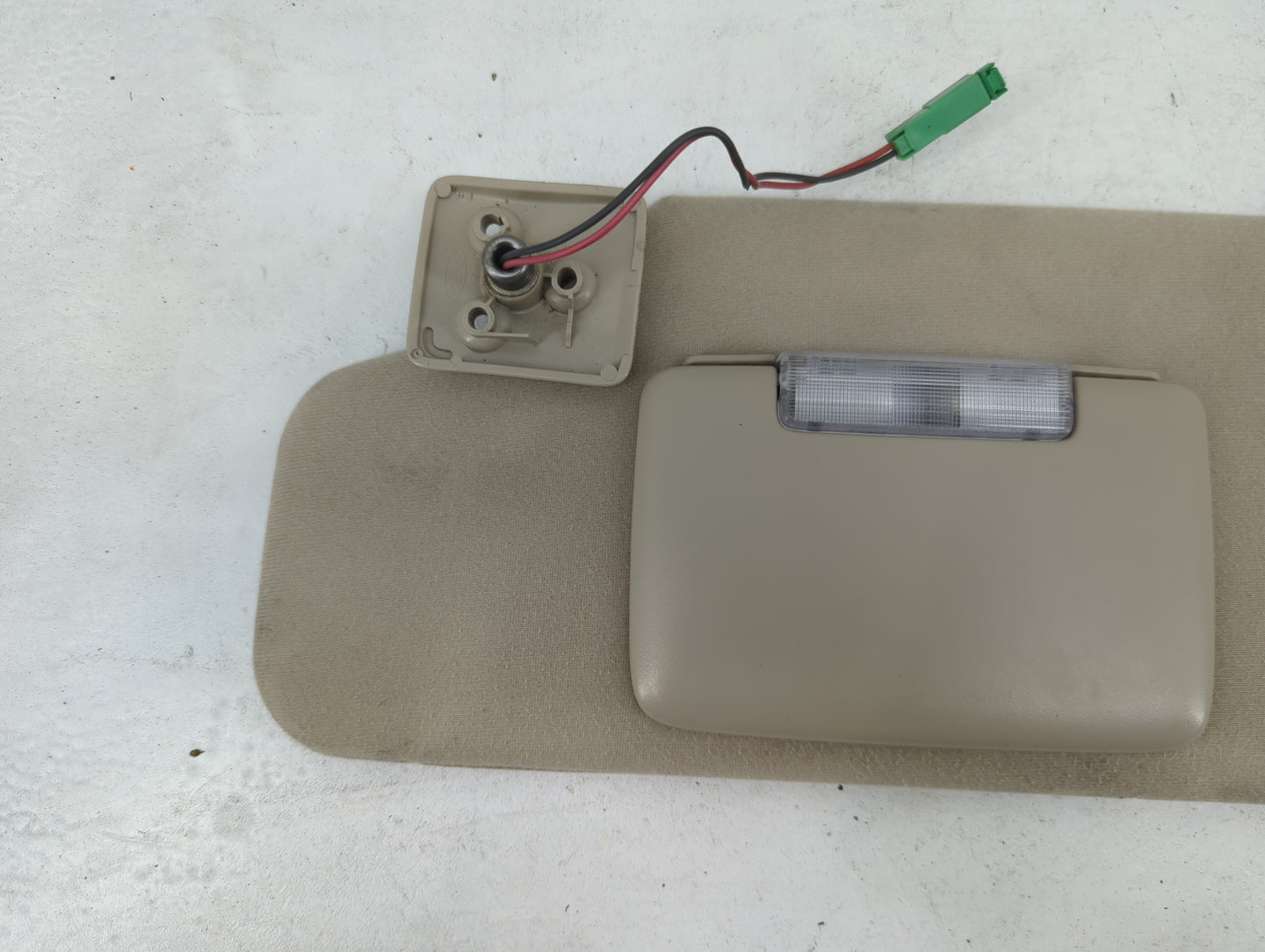 2007-2010 Ford Edge Sun Visor Shade Replacement Passenger Right Mirror Fits Fits 2007 2008 2009 2010 OEM Used Auto Parts - O
