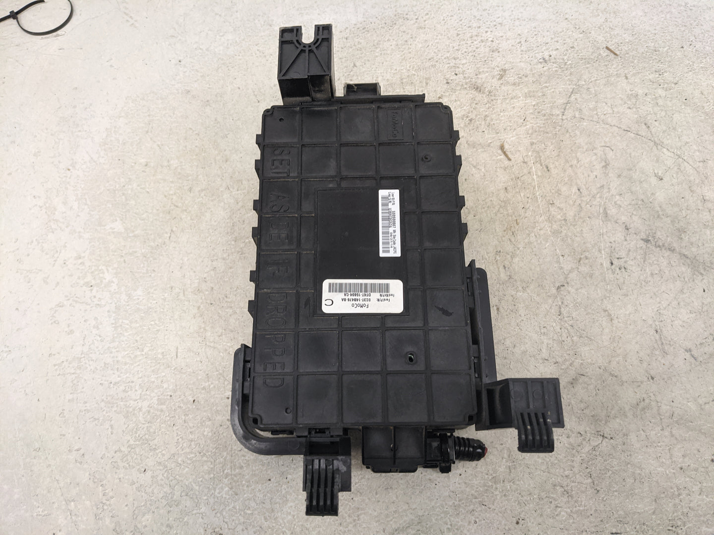 2014-2014 Ford Edge Body Control Module Bcm Inner Cabin Fuse Box - Oemusedautoparts1.com