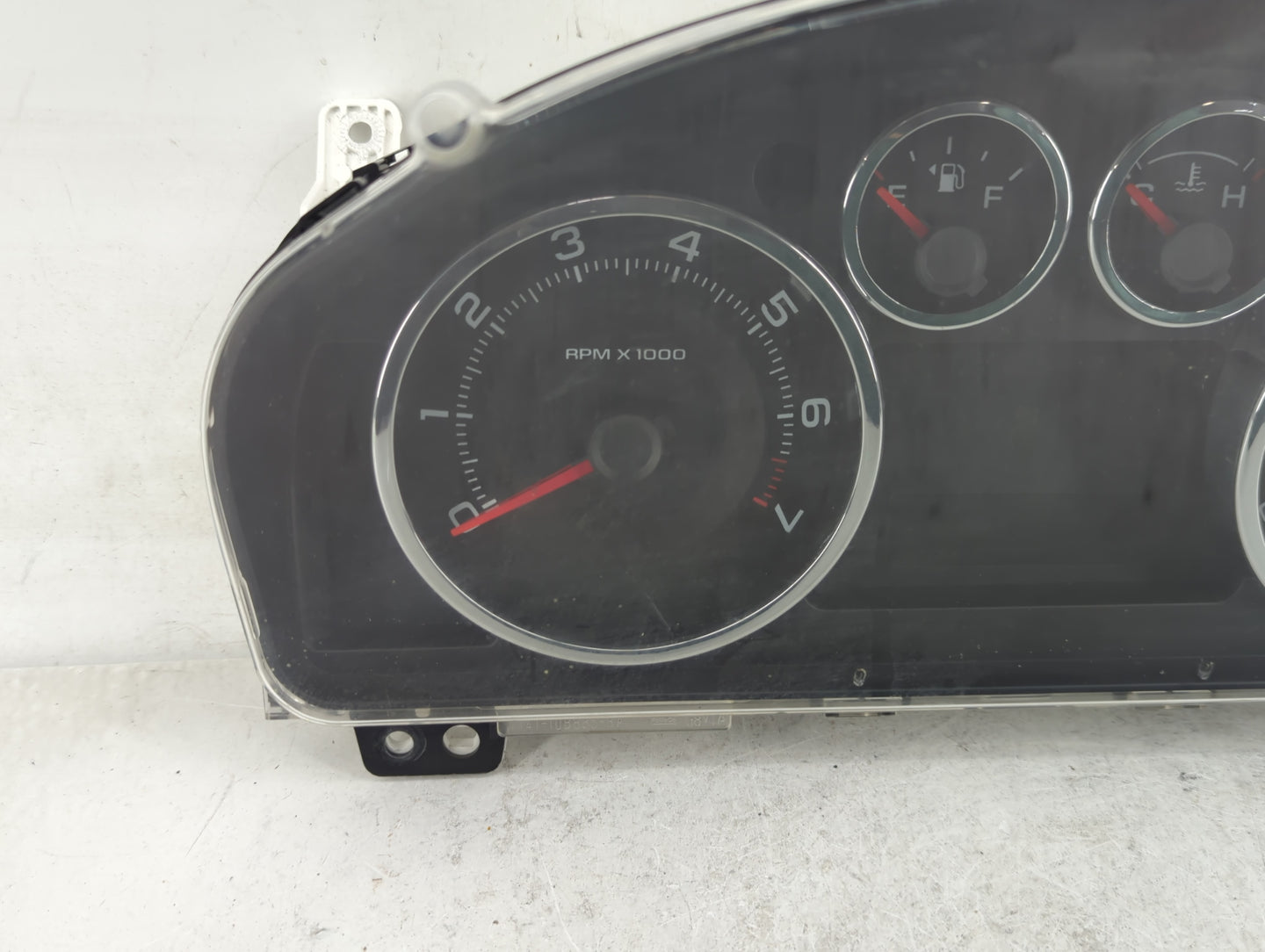 2009-2010 Ford Edge Instrument Cluster Speedometer Gauges Fits Fits 2009 2010 OEM Used Auto Parts - Oemusedautoparts1.com