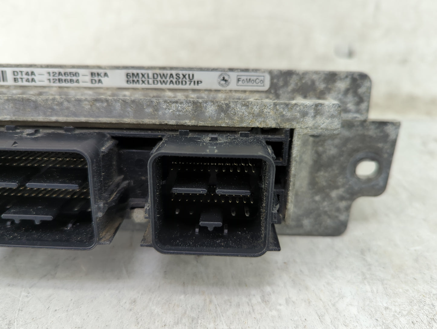 2013-2014 Ford Edge PCM Engine Control Computer ECU ECM PCU OEM P/N:DT4A-12A650-BKA BT4A-12B684-DA Fits Fits 2013 2014 OEM U