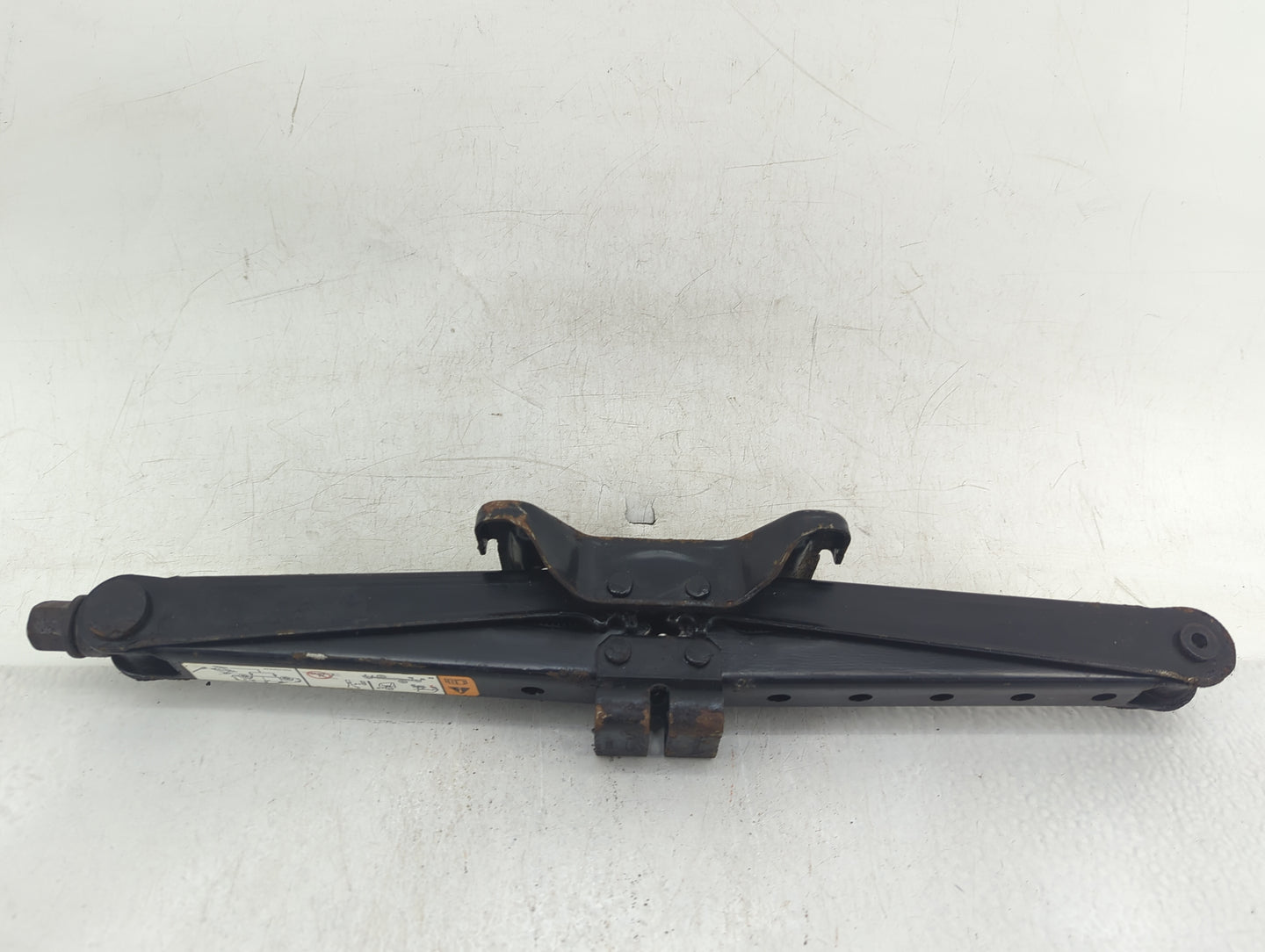 2007 Ford Edge Spare Scissor Car Jack - Oemusedautoparts1.com