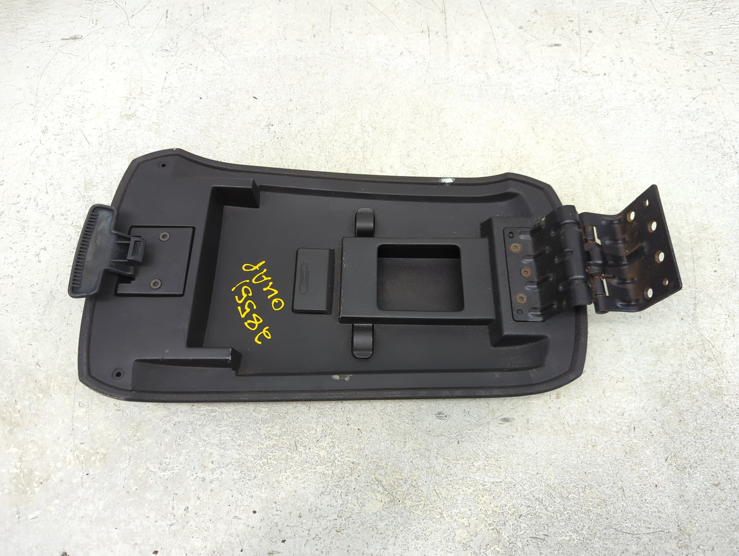 2007 Ford Edge Center Console Armrest Cover Lid Fits OEM Used Auto Parts - Oemusedautoparts1.com