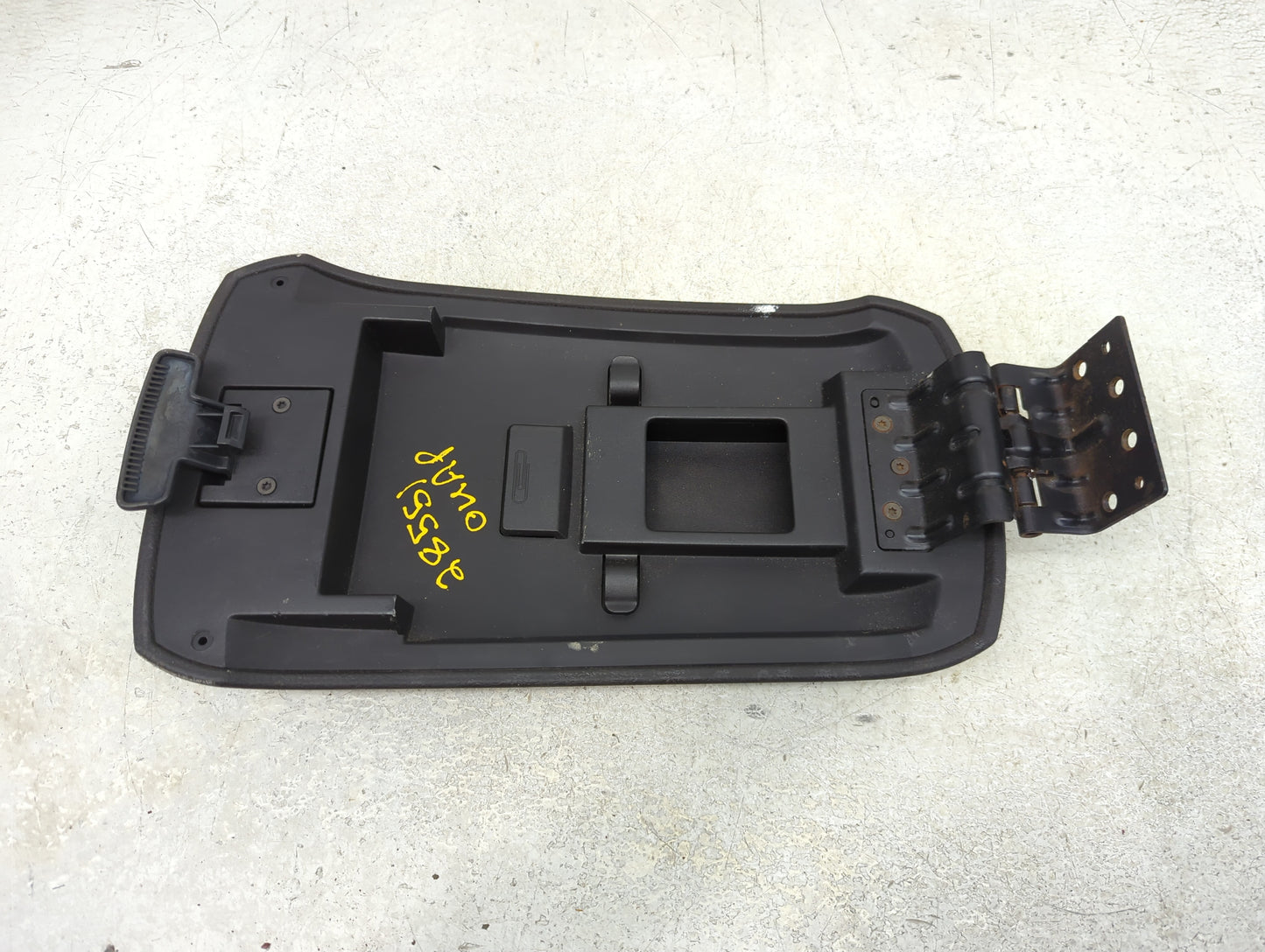2007 Ford Edge Center Console Armrest Cover Lid Fits OEM Used Auto Parts - Oemusedautoparts1.com