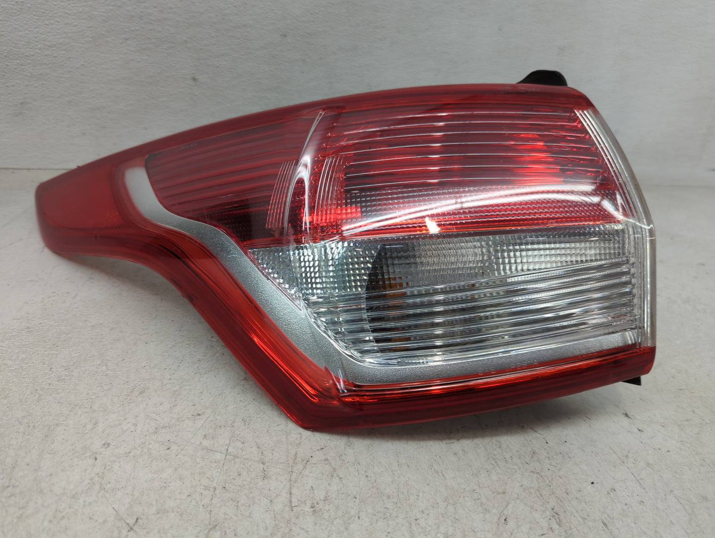 2013-2016 Ford Escape Tail Light Assembly Driver Left OEM Fits Fits 2013 2014 2015 2016 OEM Used Auto Parts - Oemusedautopar