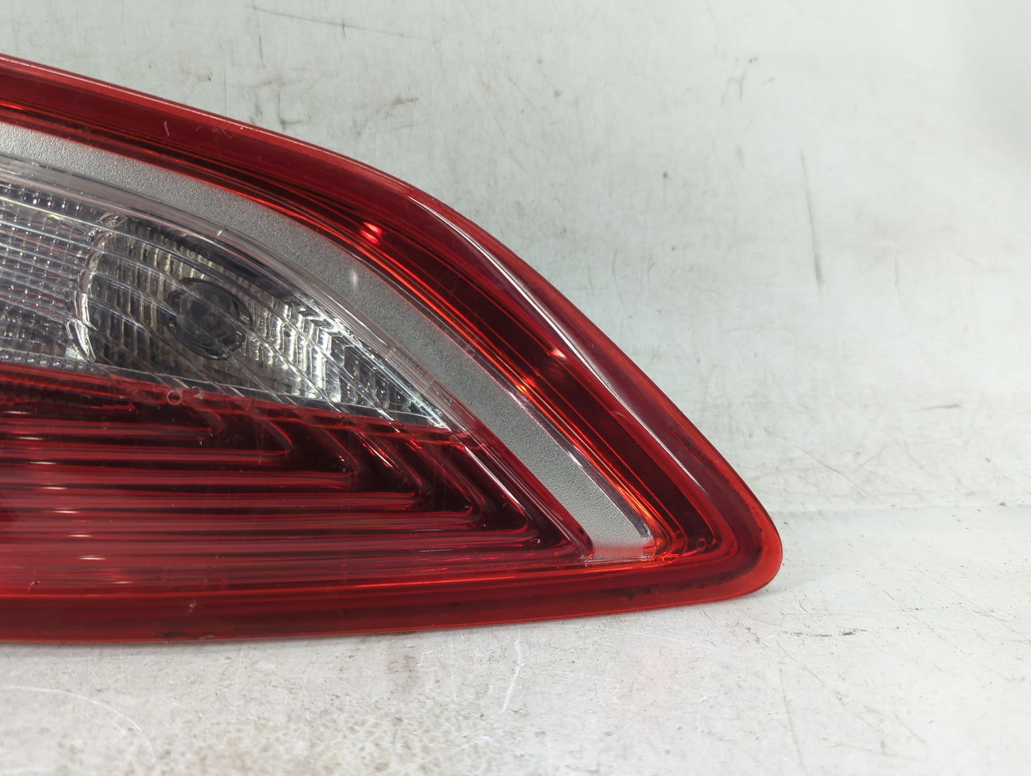 2013-2016 Ford Escape Passenger Right Side Deck Lid Mounted Tail Light - Oemusedautoparts1.com