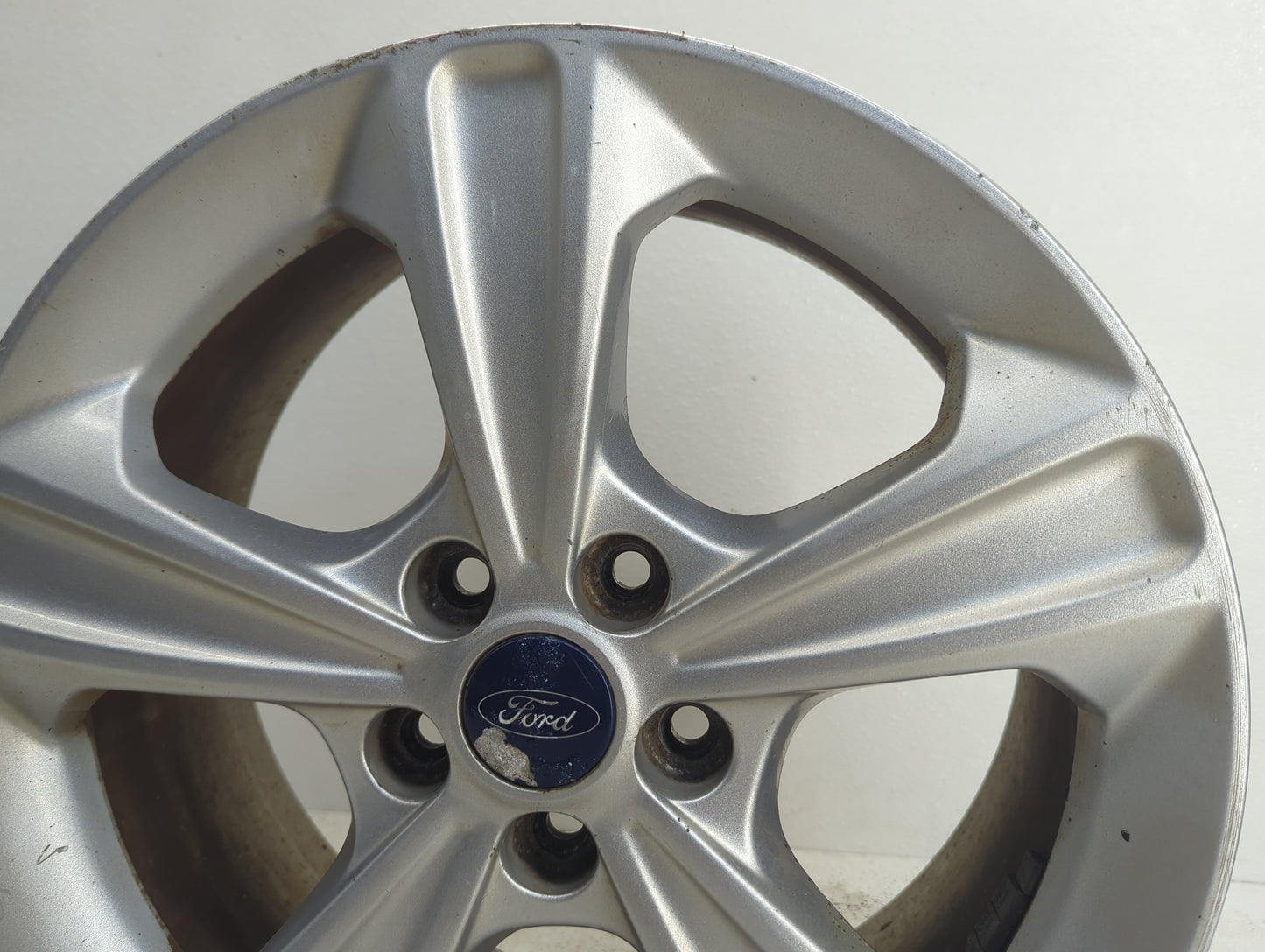 2013-2016 Ford Escape Oem Wheel Rim - Oemusedautoparts1.com