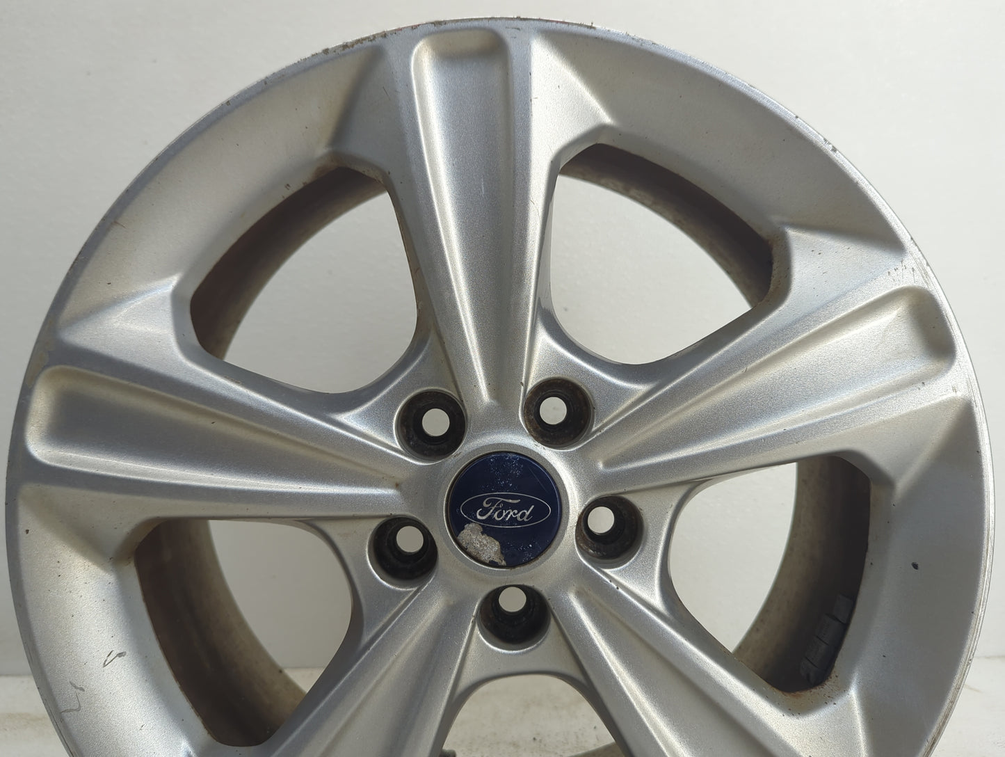 2013-2016 Ford Escape Oem Wheel Rim - Oemusedautoparts1.com