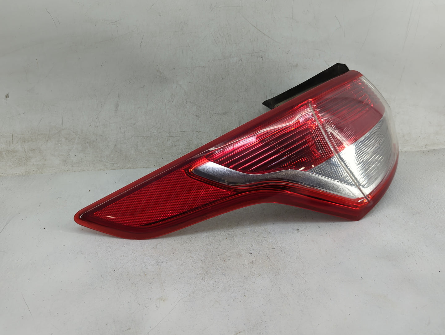 2013-2016 Ford Escape Tail Light Assembly Driver Left OEM Fits Fits 2013 2014 2015 2016 OEM Used Auto Parts - Oemusedautopar