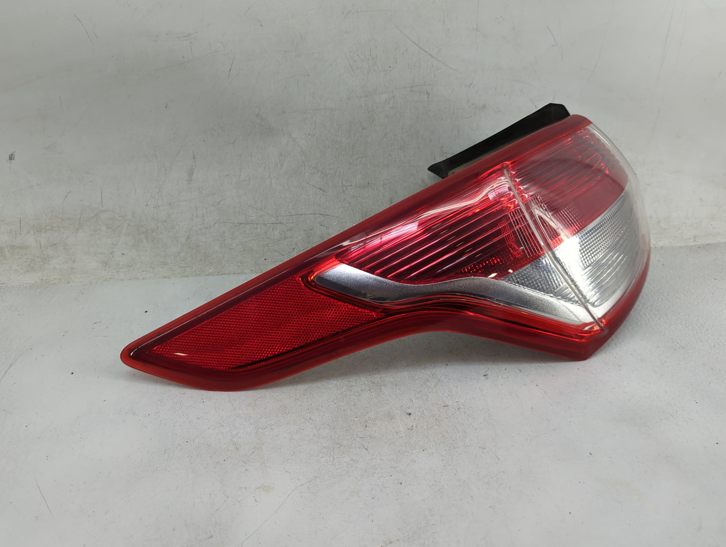 2013-2016 Ford Escape Tail Light Assembly Driver Left OEM Fits Fits 2013 2014 2015 2016 OEM Used Auto Parts - Oemusedautopar
