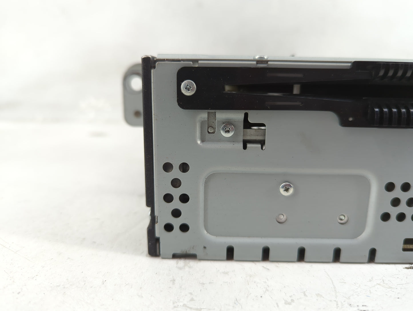 2013-2016 Ford Escape Radio AM FM Cd Player Receiver Replacement Fits Fits 2013 2014 2015 2016 OEM Used Auto Parts - Oemused