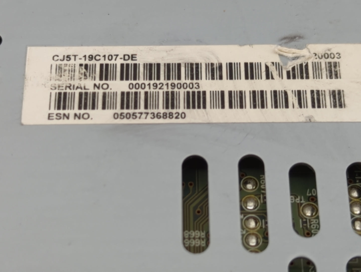 2013-2016 Ford Escape Radio AM FM Cd Player Receiver Replacement Fits Fits 2013 2014 2015 2016 OEM Used Auto Parts - Oemused