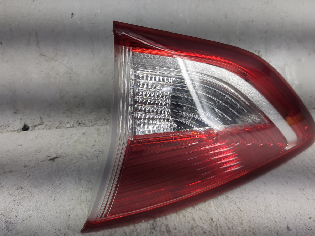 2013-2016 Ford Escape Passenger Right Side Deck Lid Mounted Tail Light 1163728 - Oemusedautoparts1.com