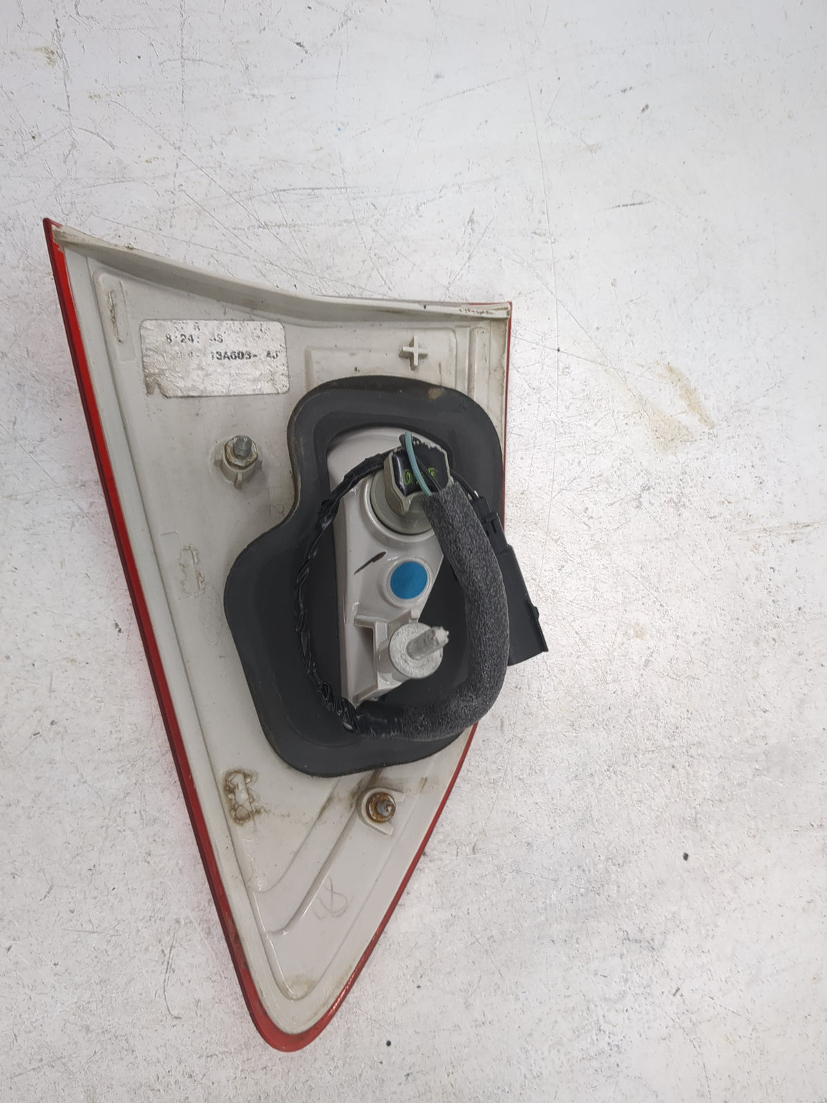 2013-2016 Ford Escape Driver Left Side Deck Lid Mounted Tail Light 1163729 - Oemusedautoparts1.com