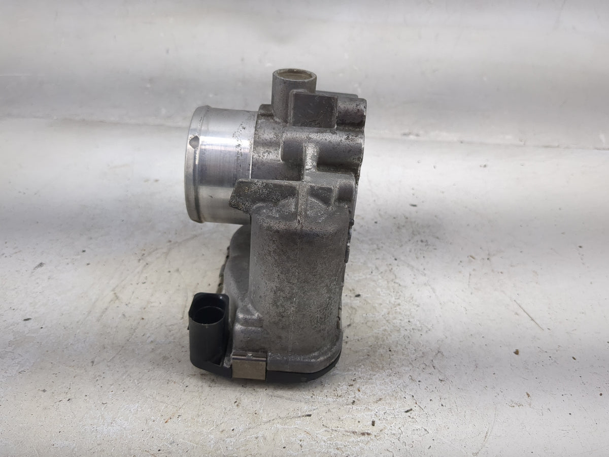 2013-2016 Ford Escape Throttle Body Fits Fits 2013 2014 2015 2016 2017 2018 2019 OEM Used Auto Parts - Oemusedautoparts1.com