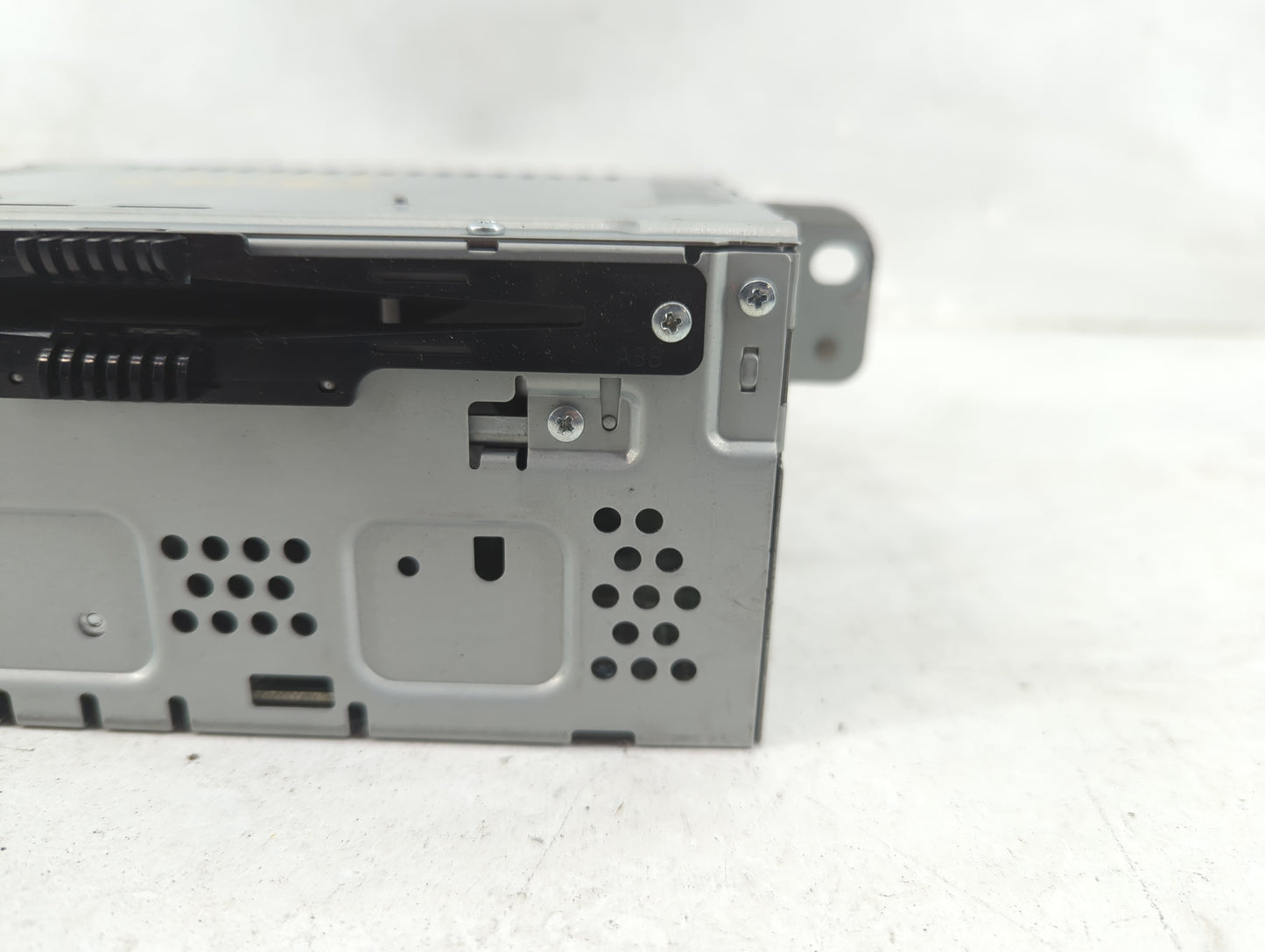 2013-2016 Ford Escape Radio AM FM Cd Player Receiver Replacement Fits Fits 2013 2014 2015 2016 OEM Used Auto Parts - Oemused