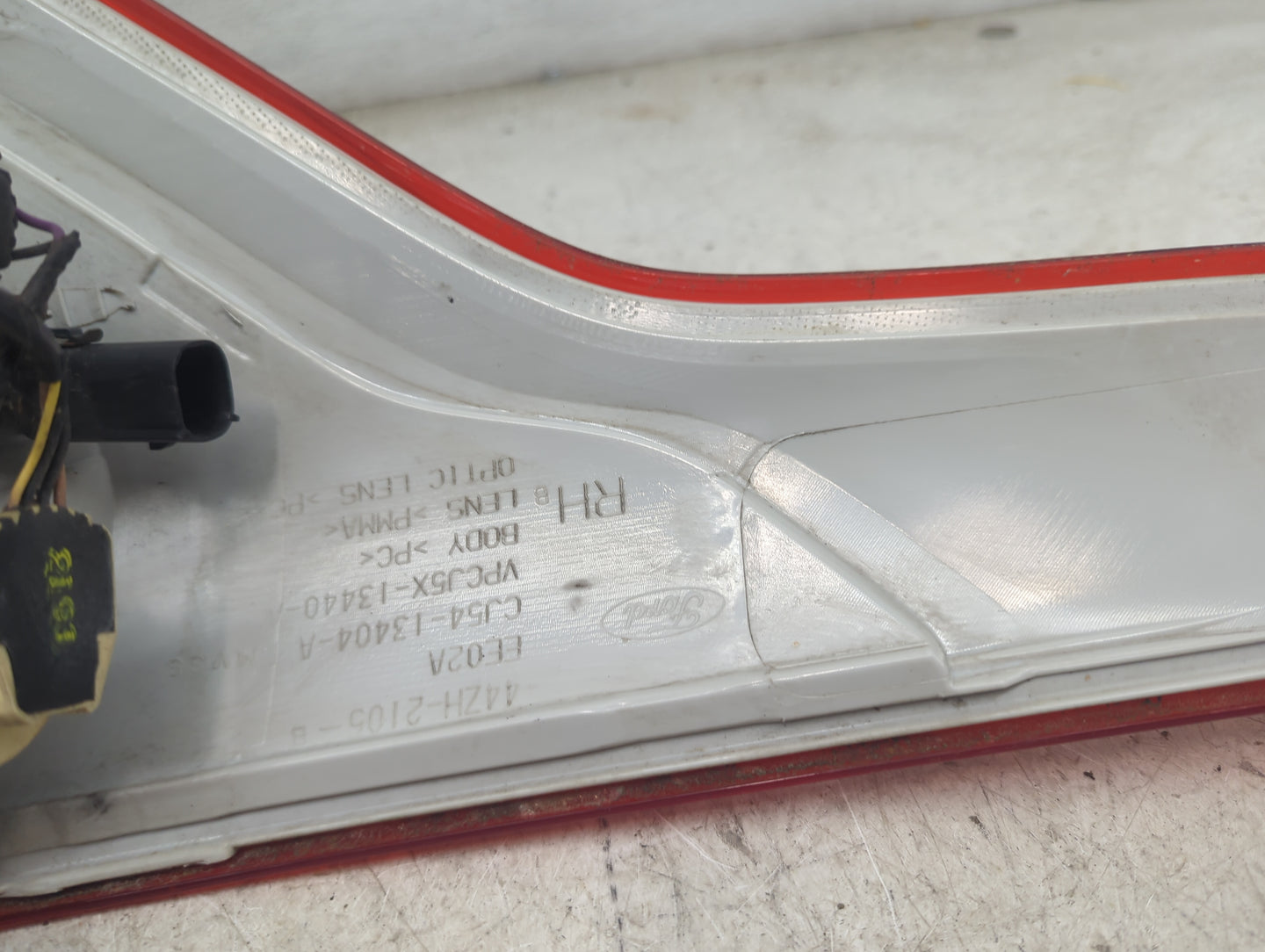 2013-2016 Ford Escape Tail Light Assembly Passenger Right OEM Fits Fits 2013 2014 2015 2016 OEM Used Auto Parts - Oemusedaut