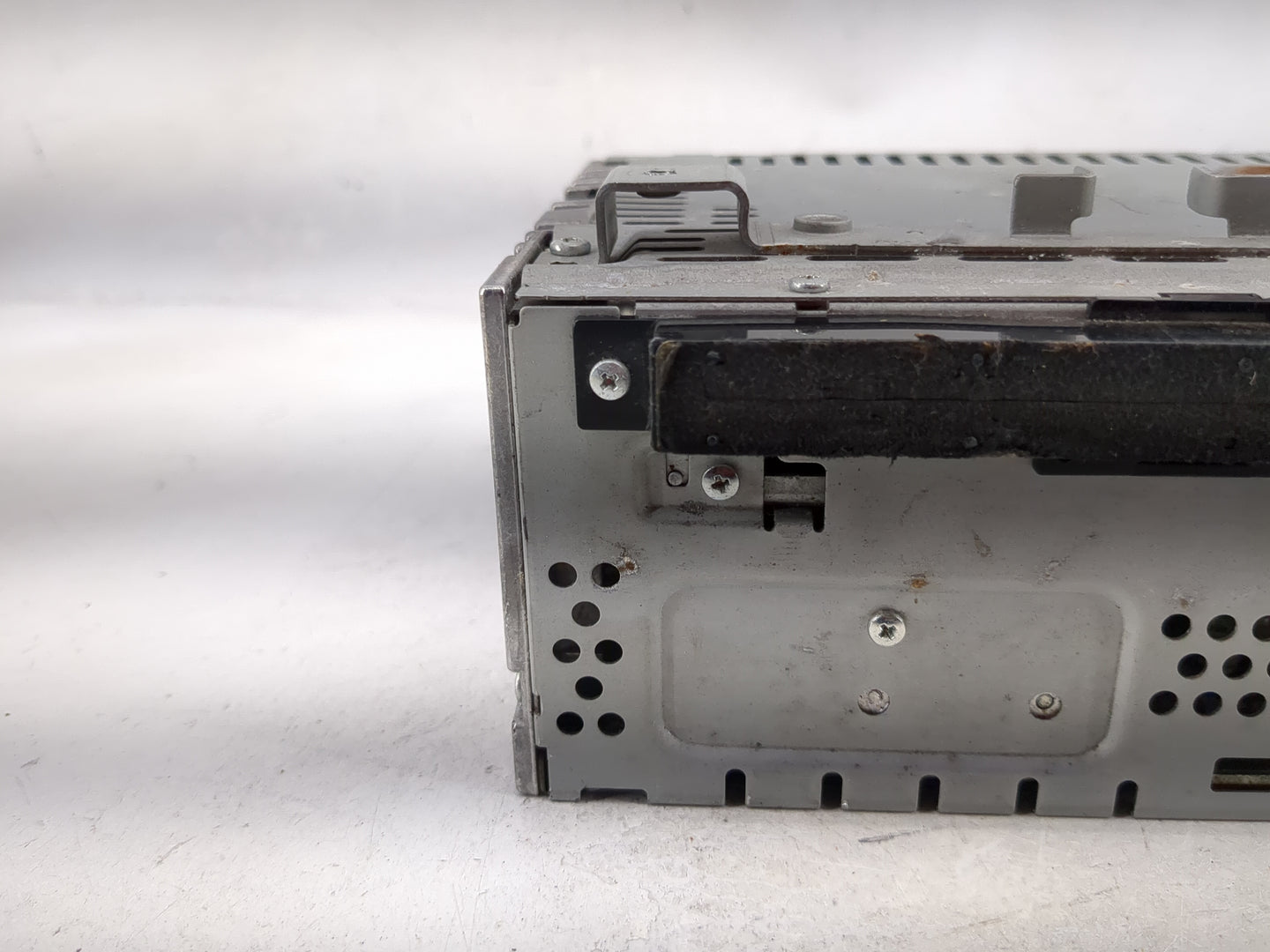 2013-2015 Ford Escape Radio AM FM Cd Player Receiver Replacement Fits Fits 2013 2014 2015 OEM Used Auto Parts - Oemusedautop
