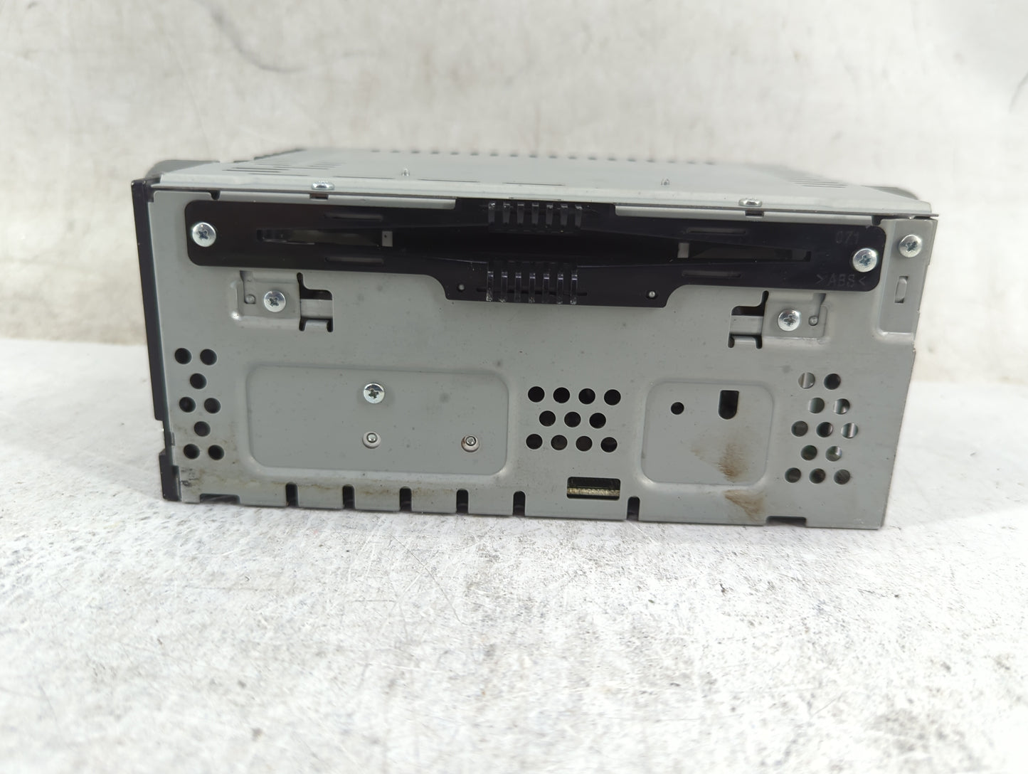 2015-2016 Ford Escape Radio AM FM Cd Player Receiver Replacement Fits Fits 2015 2016 OEM Used Auto Parts - Oemusedautoparts1