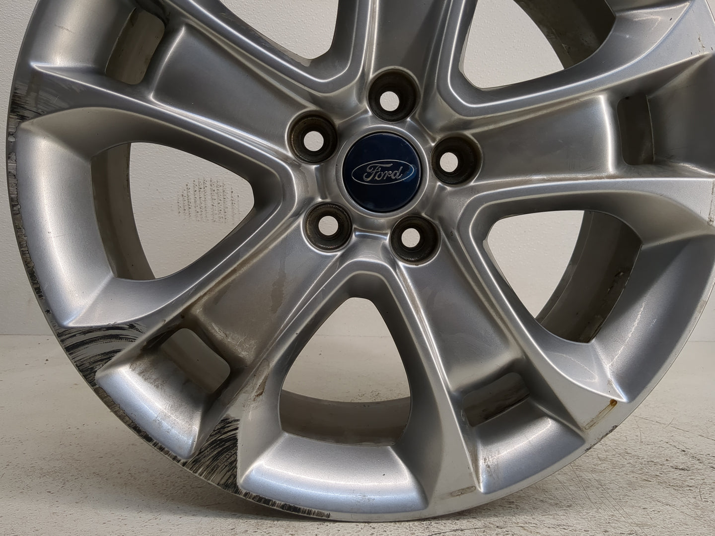 Ford Escape Oem Wheel Rim - Oemusedautoparts1.com