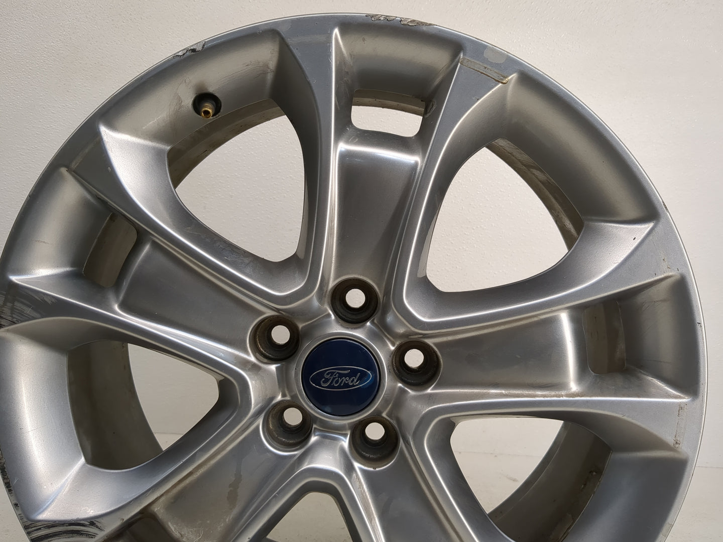 Ford Escape Oem Wheel Rim - Oemusedautoparts1.com