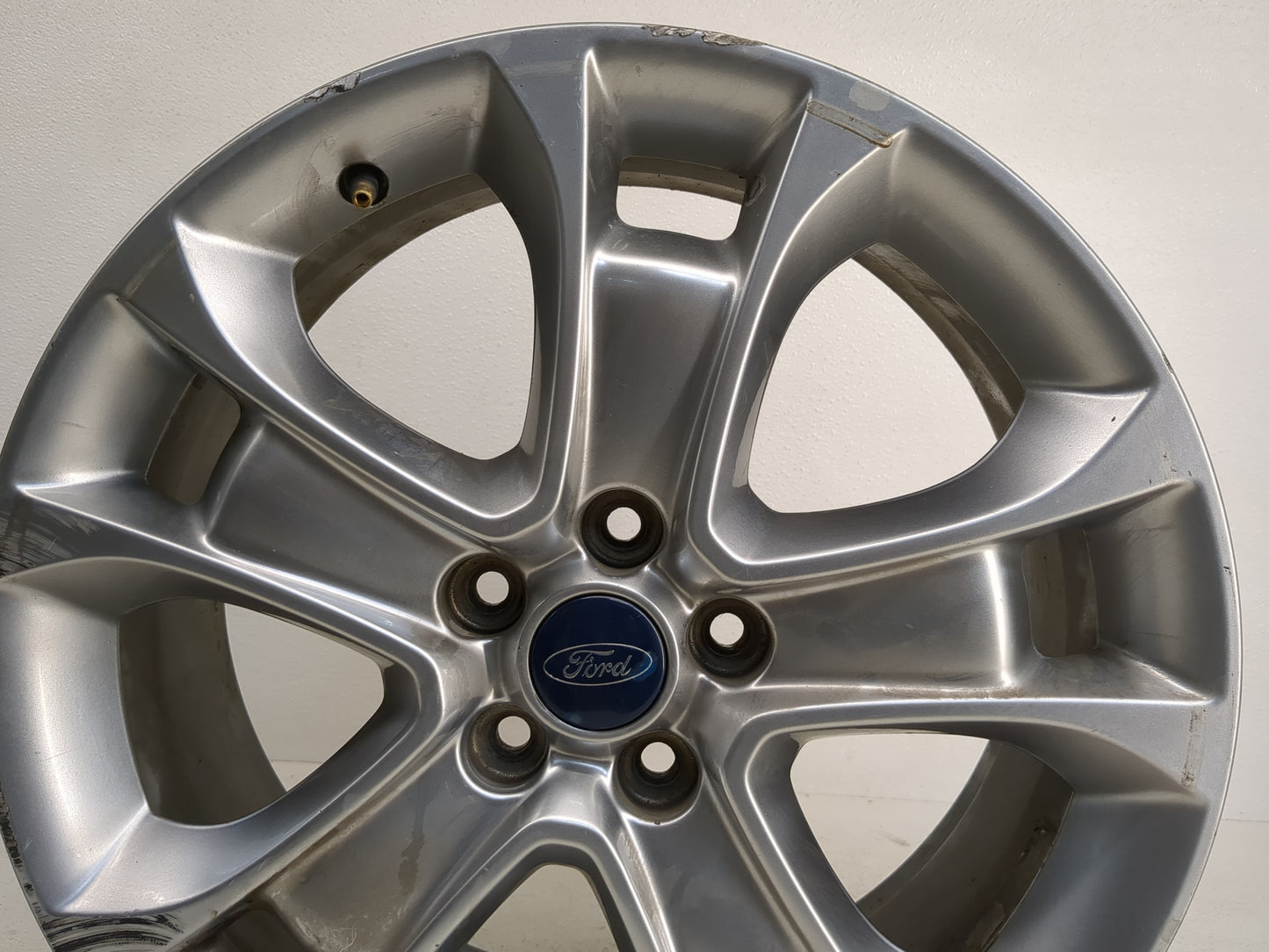 Ford Escape Oem Wheel Rim - Oemusedautoparts1.com