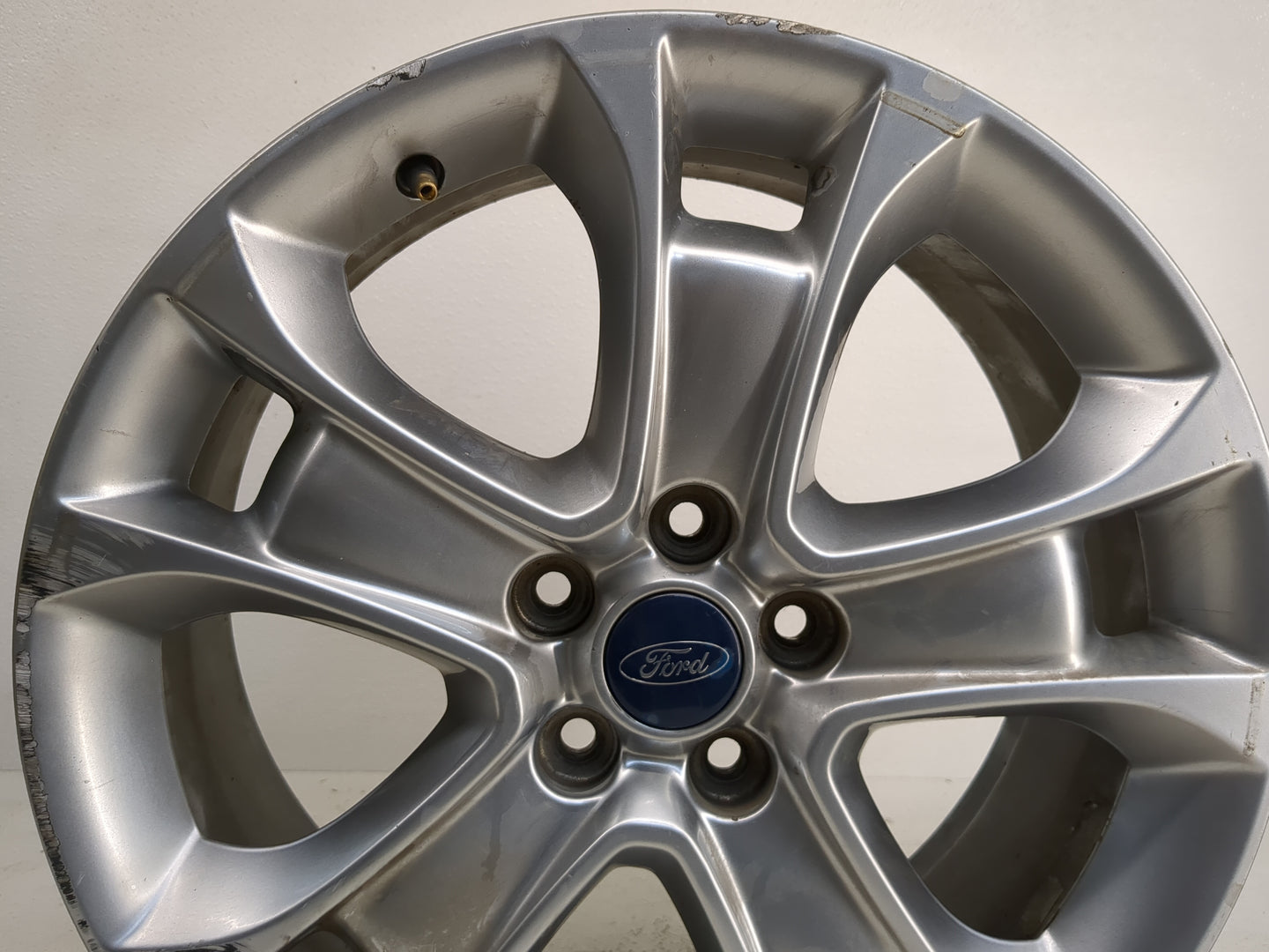 Ford Escape Oem Wheel Rim - Oemusedautoparts1.com