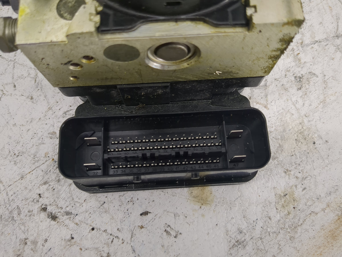 2013-2015 Ford Escape Anti-Lock Brake ABS Pump Module Actuator OEM Fits Fits 2013 2014 2015 OEM Used Auto Parts - Oemusedaut