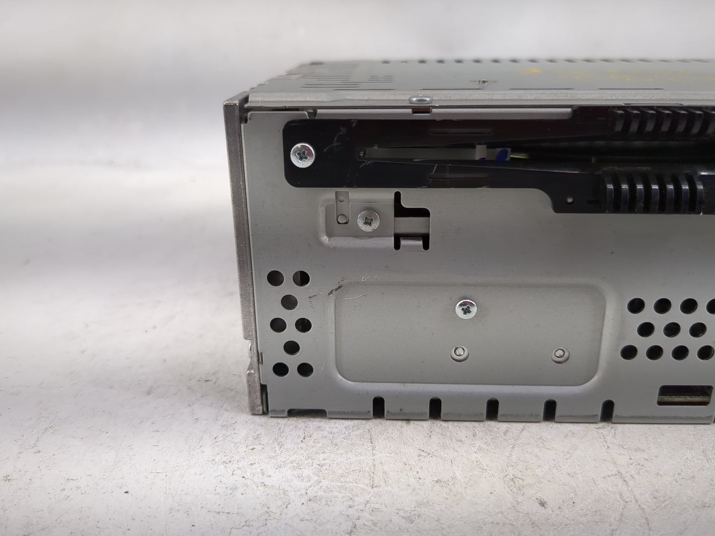 2013-2015 Ford Escape Radio AM FM Cd Player Receiver Replacement Fits Fits 2013 2014 2015 OEM Used Auto Parts - Oemusedautop